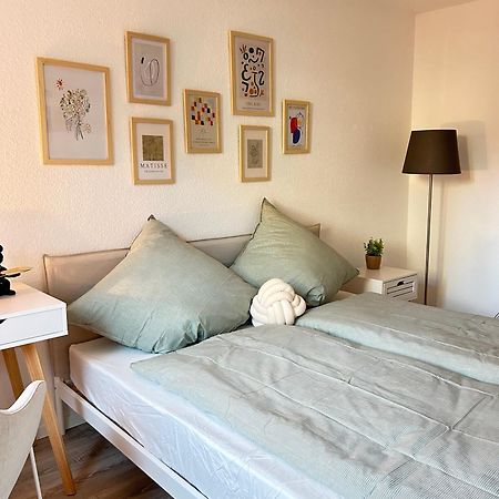Modernes Designer-Apartment Fuer 7 Gaeste - 80Qm In Zentraler Lage, Self-Check-In Karlsruhe Eksteriør billede