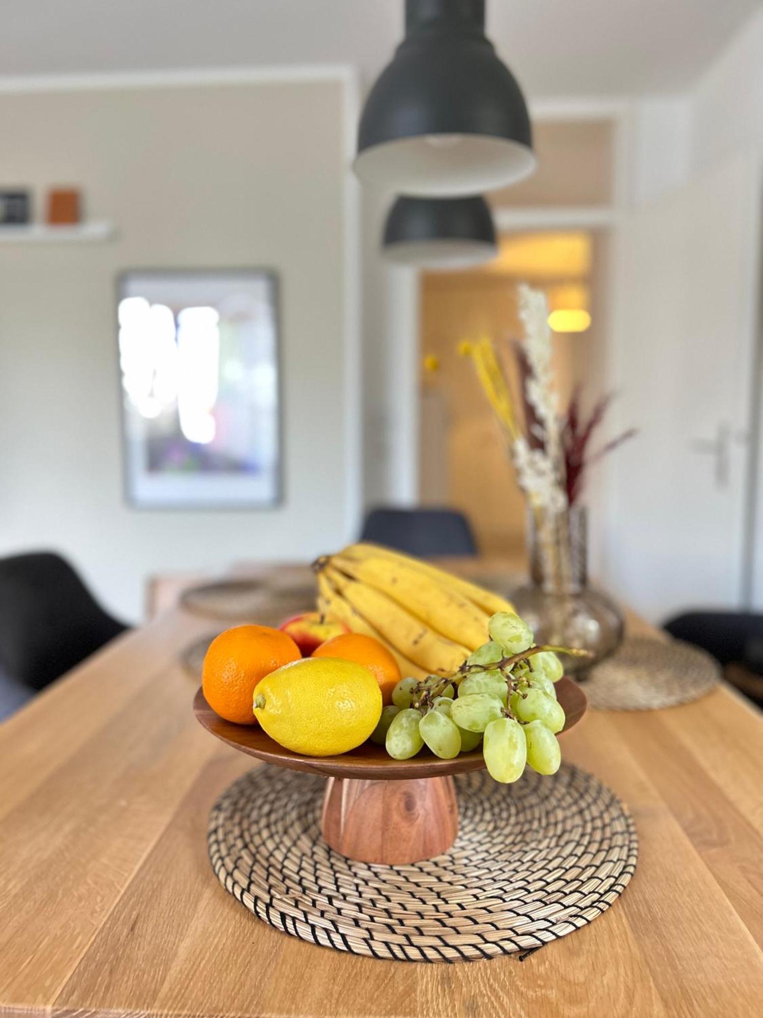 Modernes Designer-Apartment Fuer 7 Gaeste - 80Qm In Zentraler Lage, Self-Check-In Karlsruhe Eksteriør billede